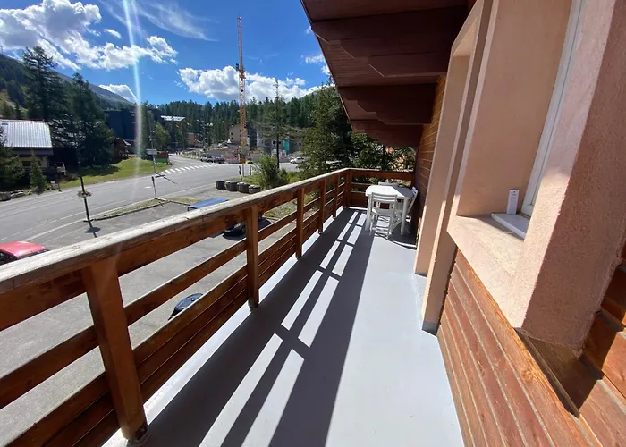 Appartement Centre Vars Les Claux 150 M Des Pistes